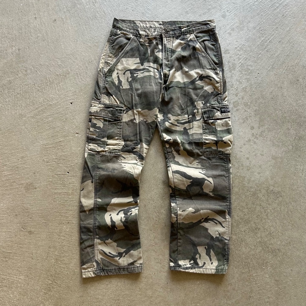 Vintage Wrangler Camo Cargo Pants Size 32x30 Green Woodland Fleece Lined Outdoor